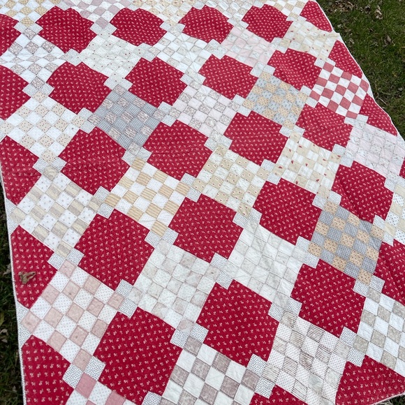 Antique Patchwork Red Calico Quilt Blanket 1800s Distressed - Picture 8 of 9